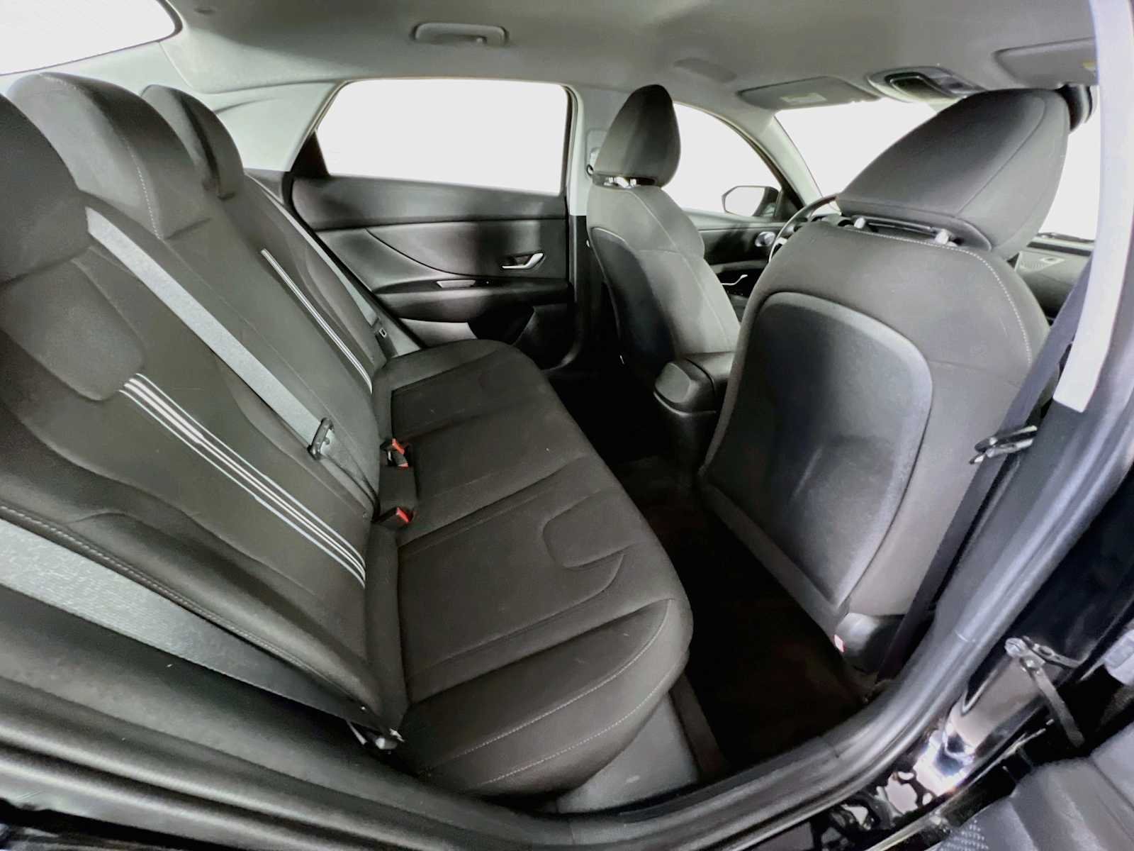 Used 2023 Onyx Black Hyundai SEL image 26