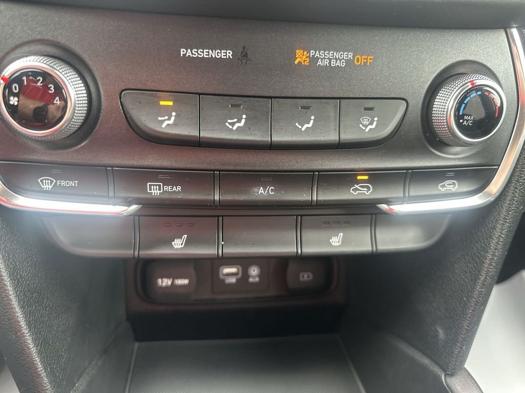 Used 2020 Red Hyundai SEL image 25