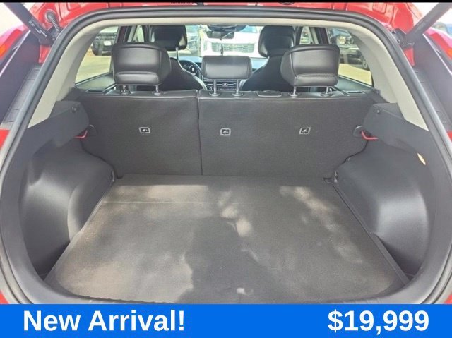 Used 2023  Kia Wind image 15