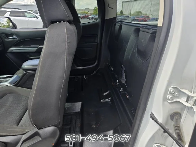 Used 2022 White Chevrolet LT image 12