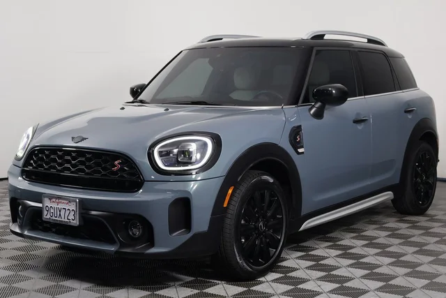 2024 MINI Cooper S Countryman Signature