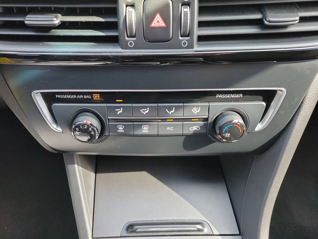 2017 Kia Optima LX - Photo 31