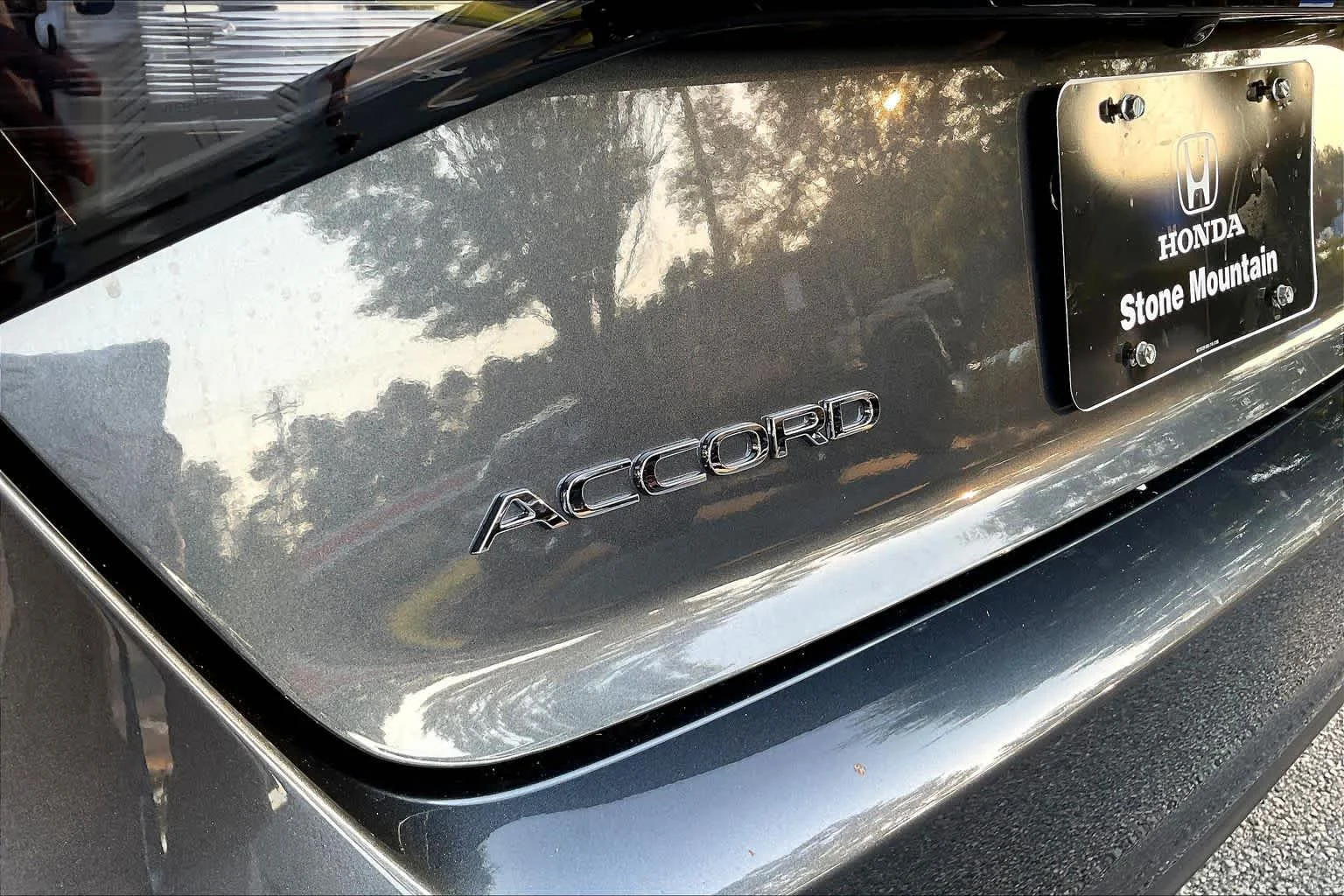 New 2026 Meteorite Gray Metallic Honda SE image 15