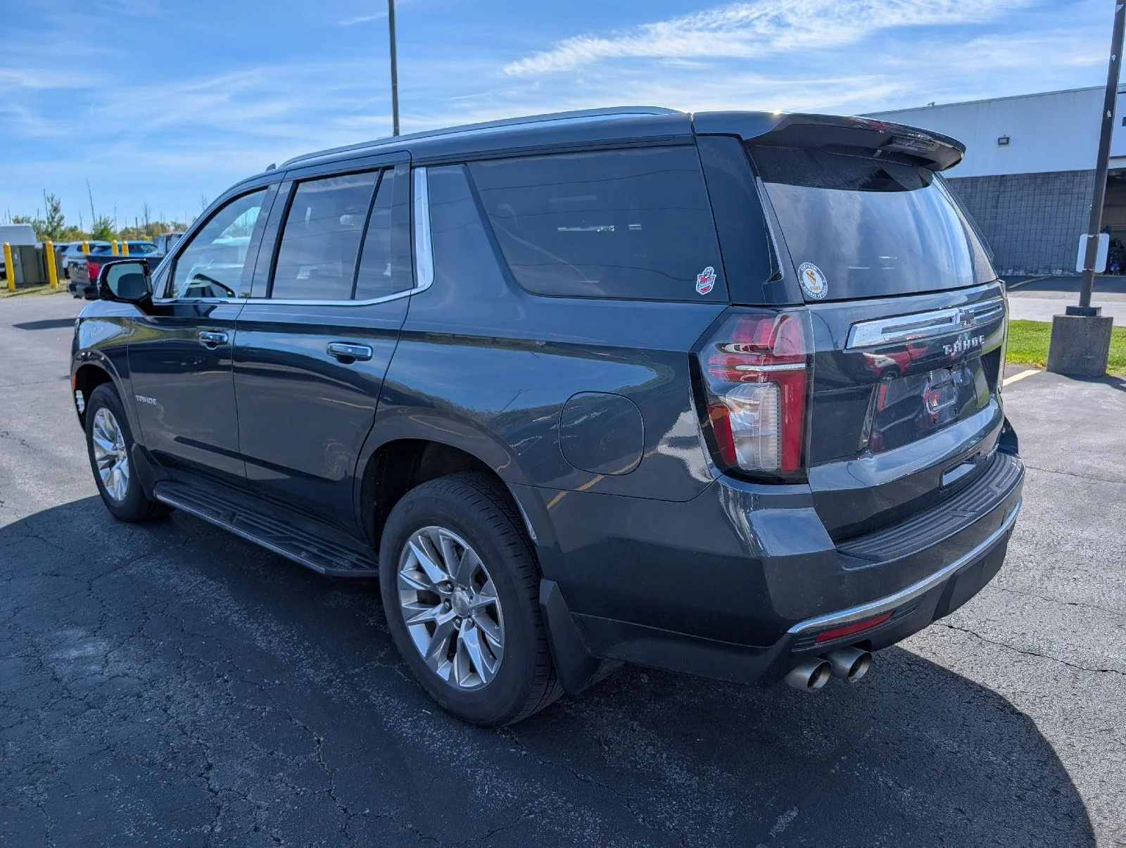 Used 2021 SHADOW GRAY METALLIC Chevrolet Premier image 5