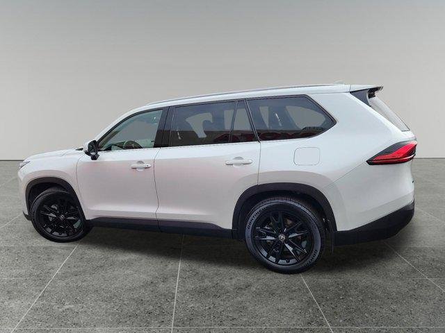 Certified Used 2024 WIND CHILL PEARL Toyota  image 4