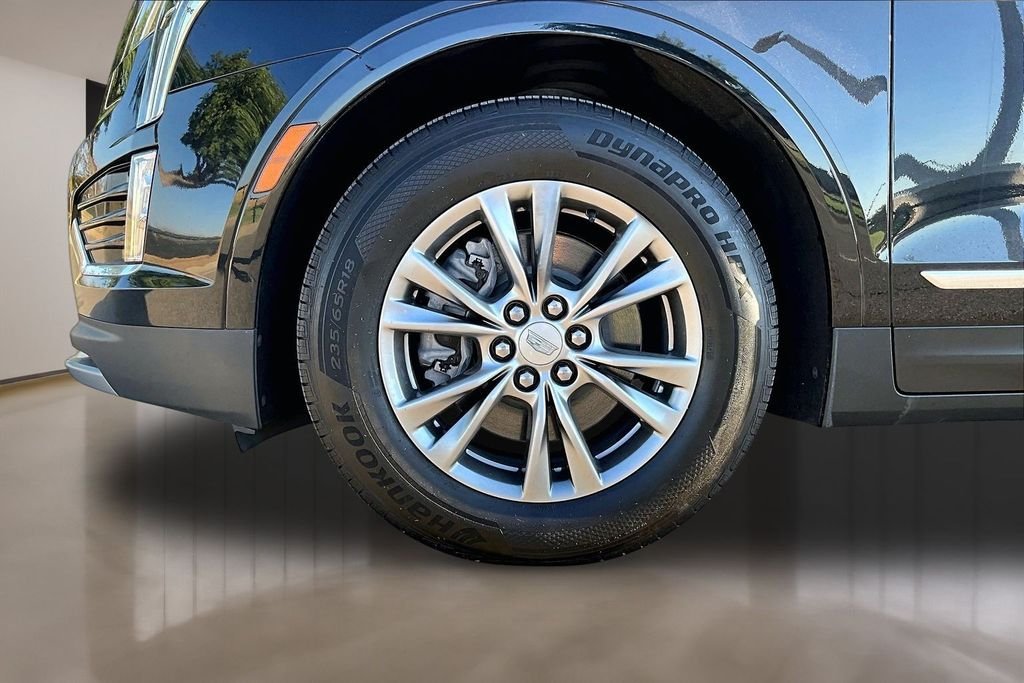 Used 2023 Black Cadillac Premium Luxury image 8