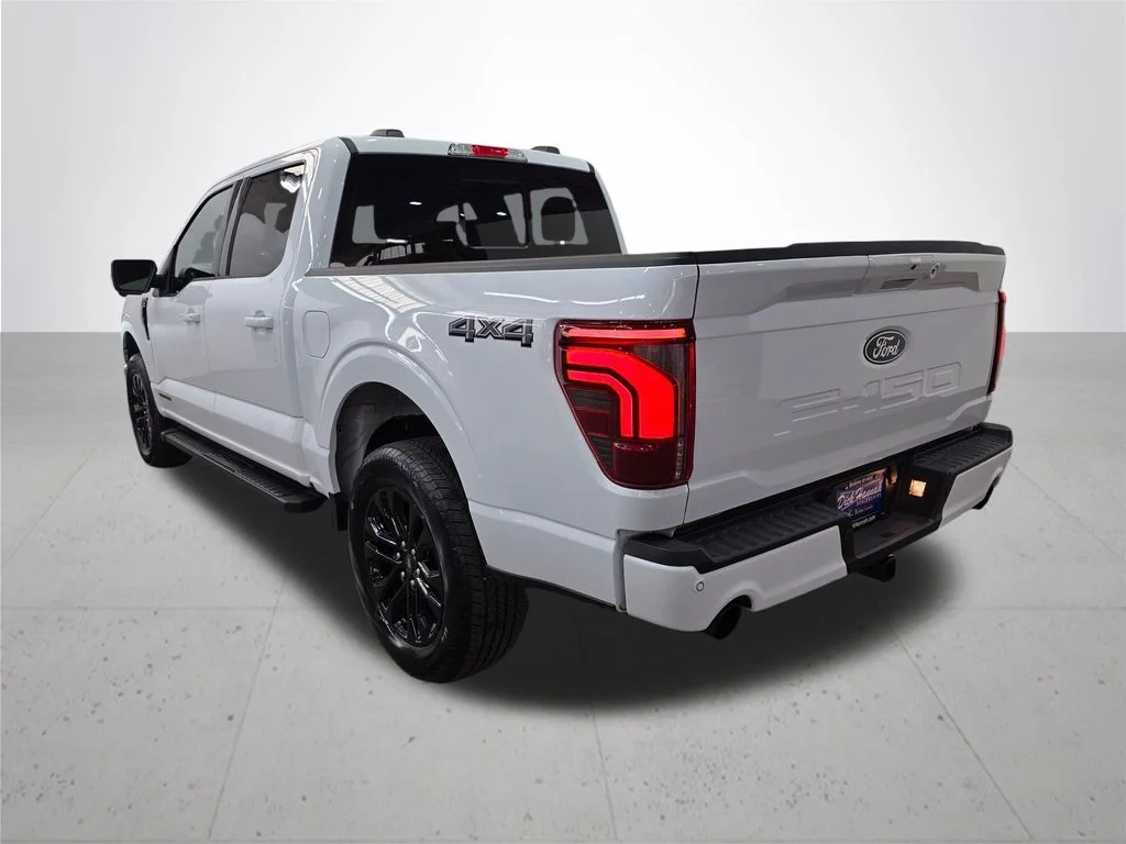 Used 2025 White Ford Lariat image 12