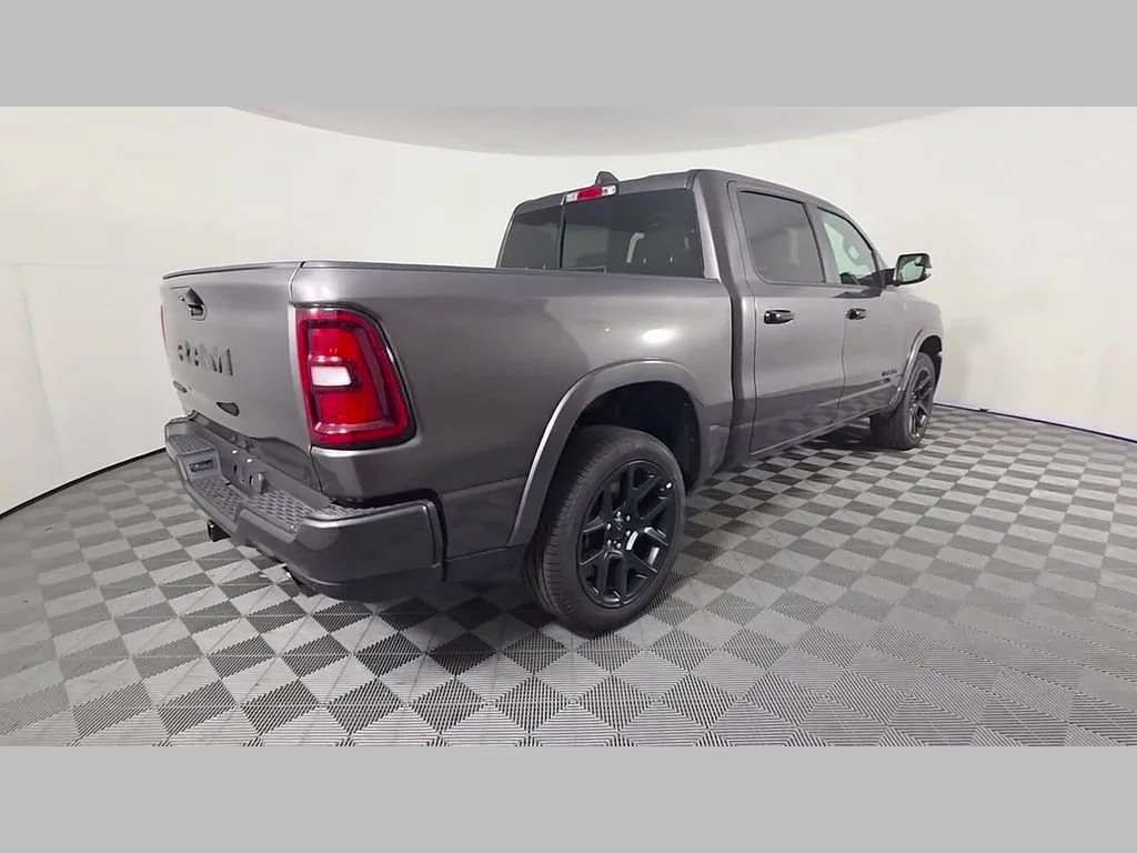 New 2026 Granite Crystal Metallic Clear-Coat Exterior Paint RAM Laramie image 27
