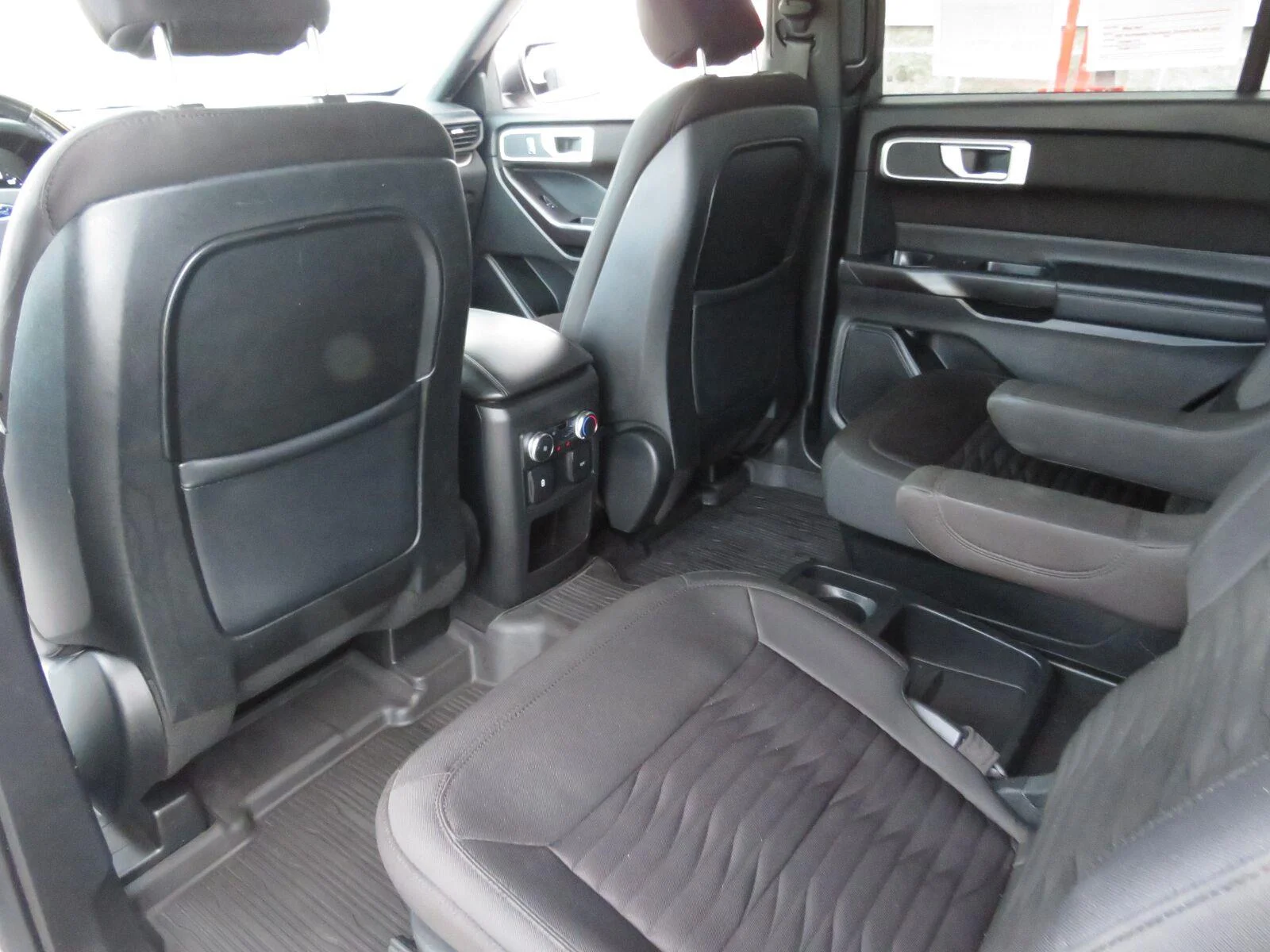 Used 2020 Oxford White Ford XLT image 26