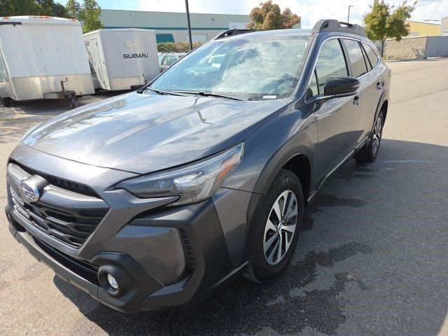 Used 2025 Magnetite Gray Metallic Subaru Premium image 8