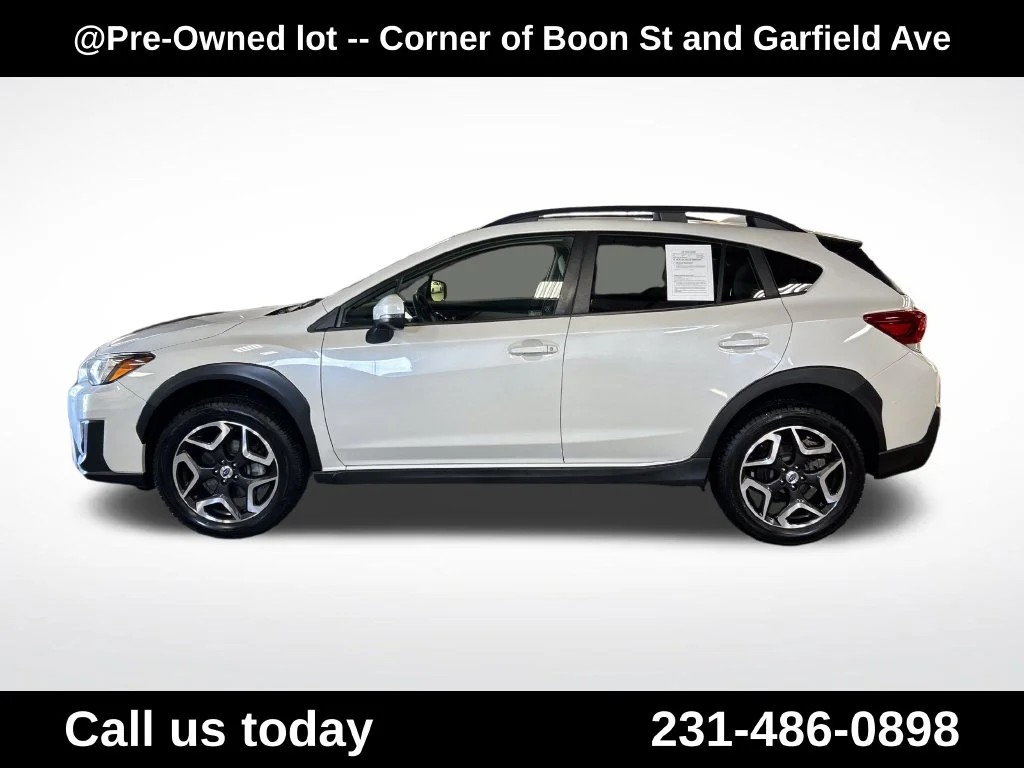 Used 2018 White Subaru 2.0i Limited image 2