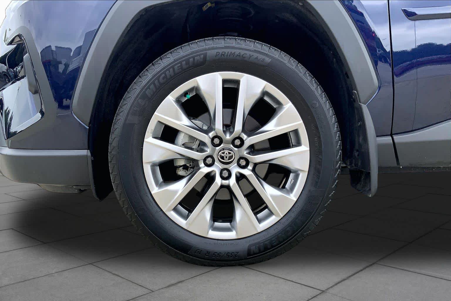 Certified Used 2025 Blueprint Toyota XLE Premium image 11