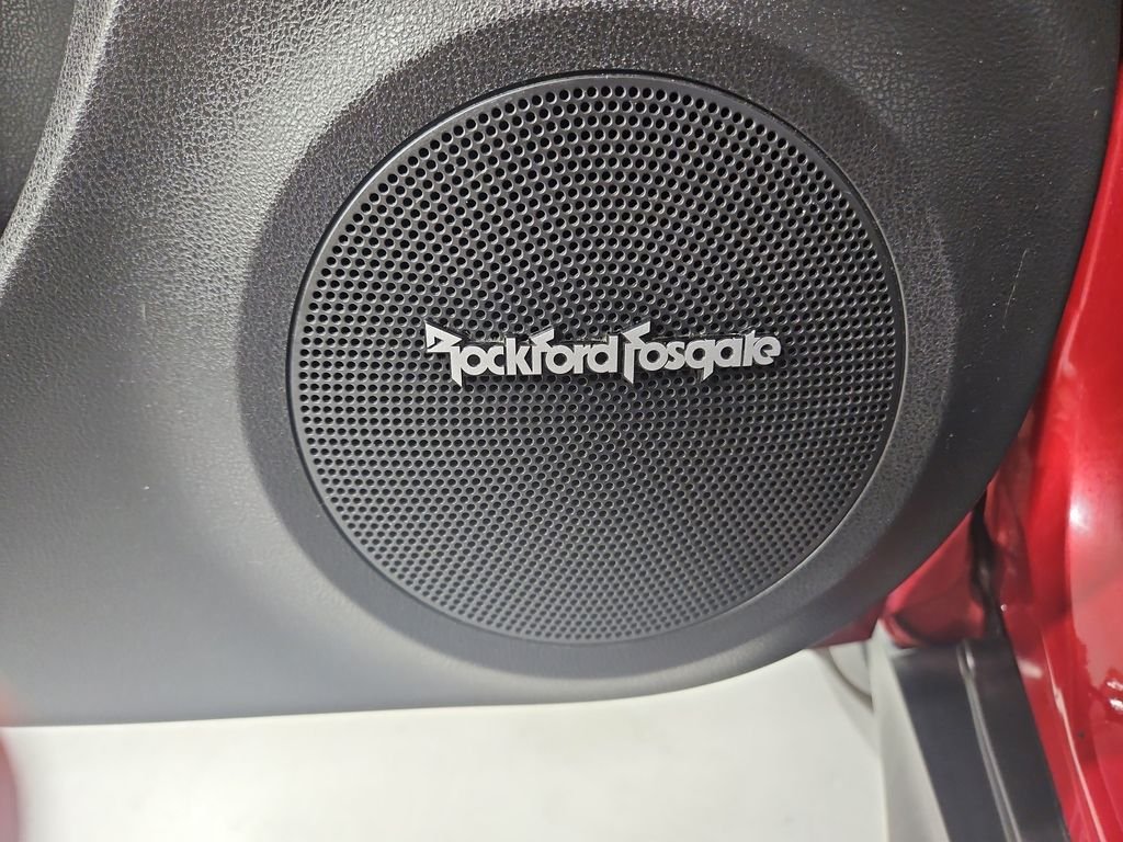 Used 2013 Red Nissan SL image 32