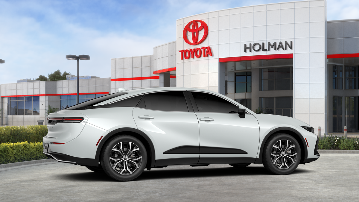 New 2026 Oxygen White Toyota XLE image 11
