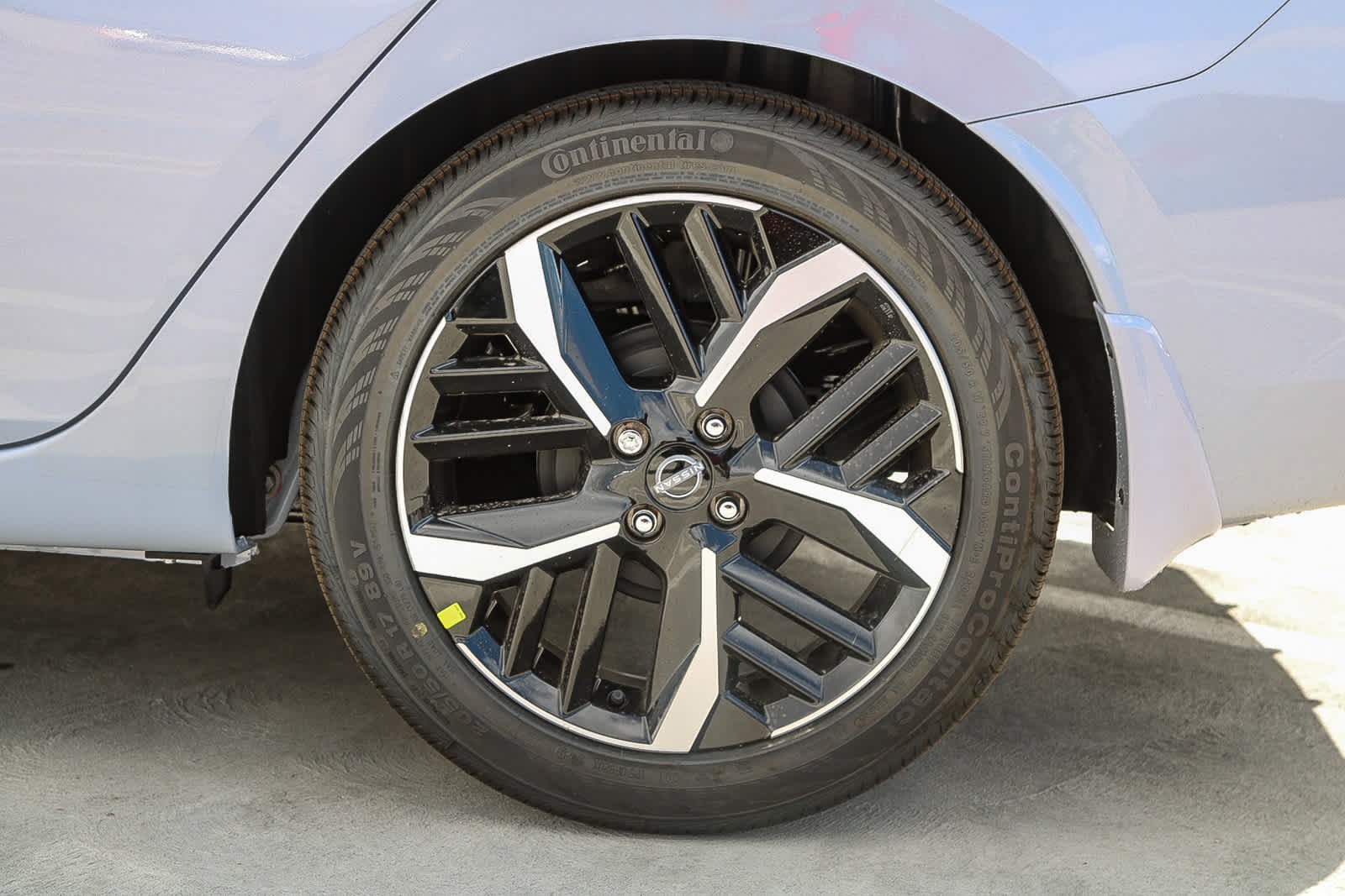 New 2025 Gray Sky Pearl Nissan SR image 10