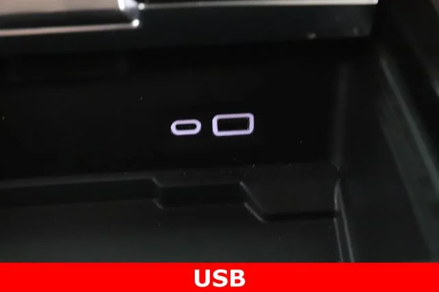 Used 2026 White GMC Denali image 28