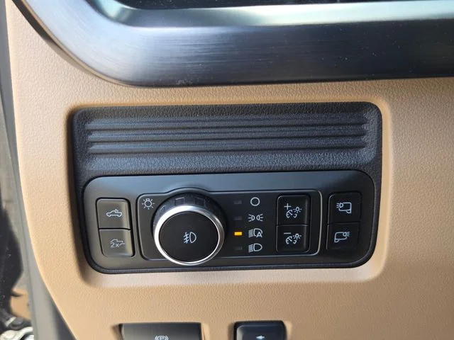 New 2026 Agate Black Metallic Ford F-250® Lariat® image 26