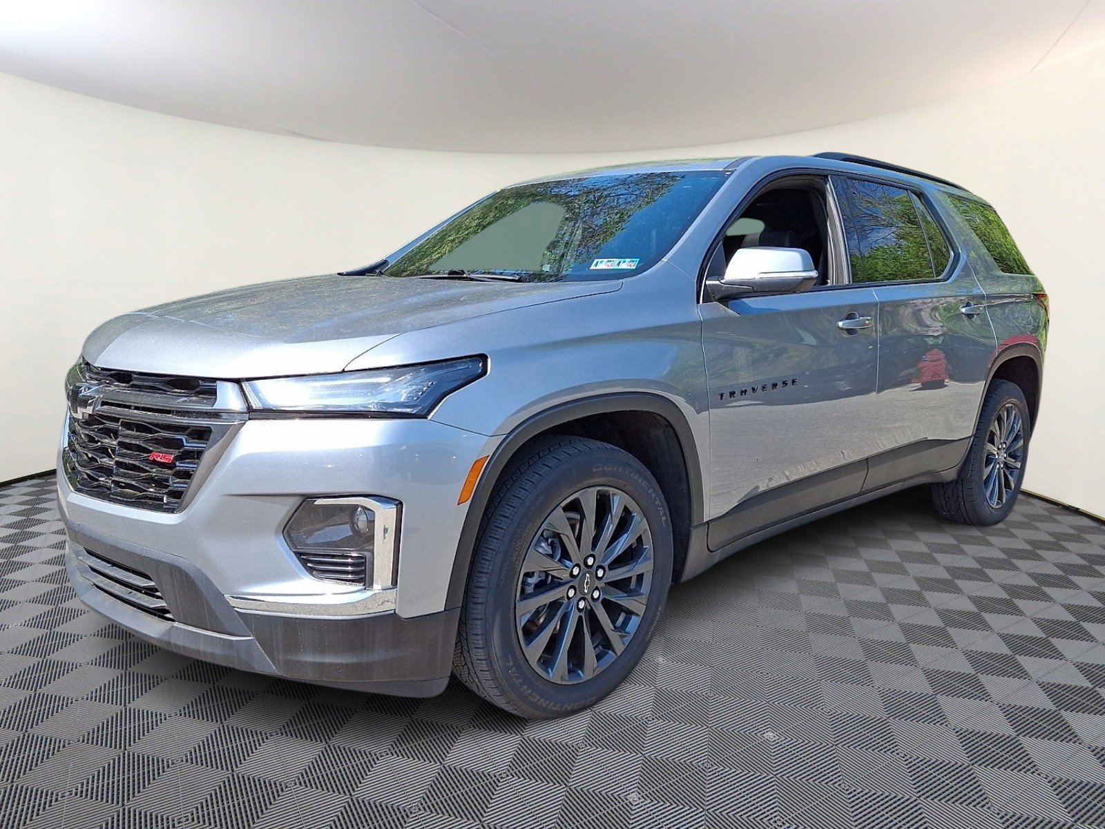 Used 2023 Sterling Gray Metallic Chevrolet RS image 2