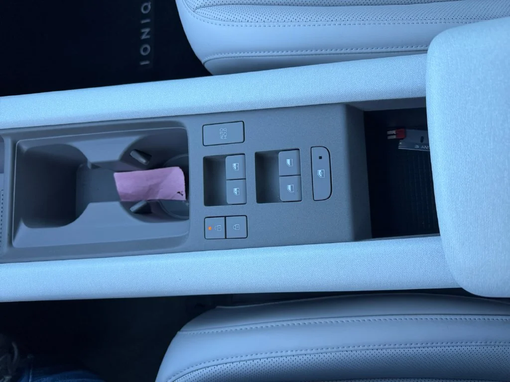 Used 2023 Blue Hyundai Limited image 23