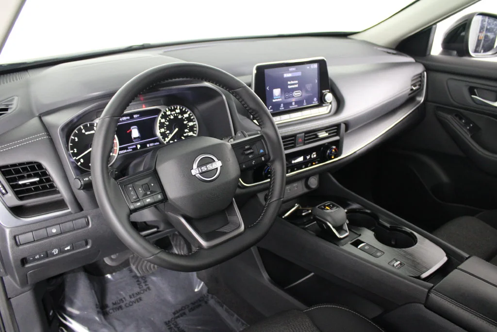 2026 Nissan Rogue SV - Photo 16