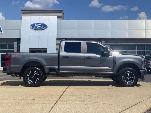 Used 2025 Gray Ford XL image 2