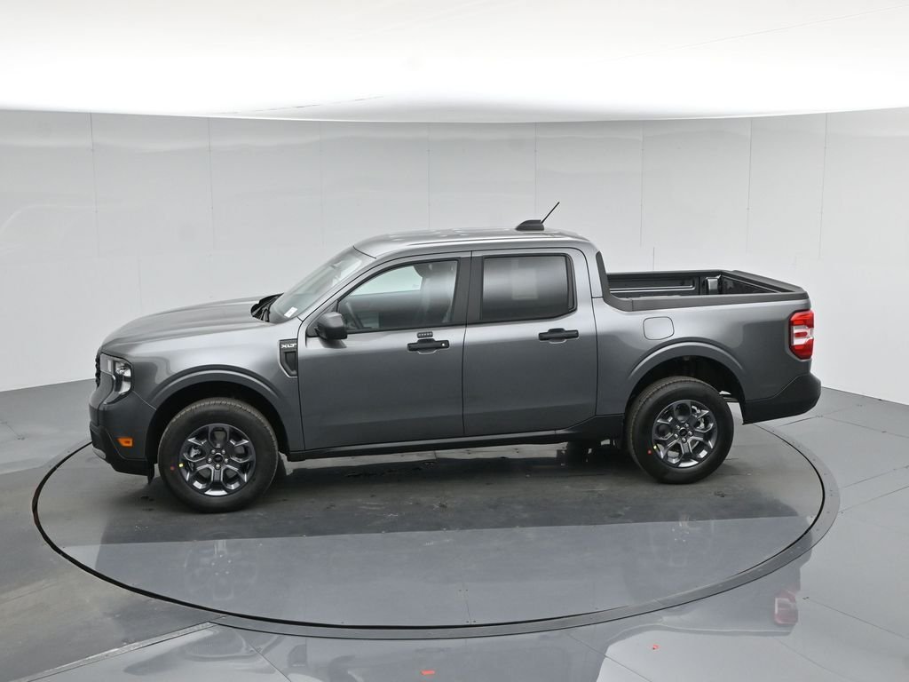 New 2026 Carbonized Gray Metallic Ford XLT image 41