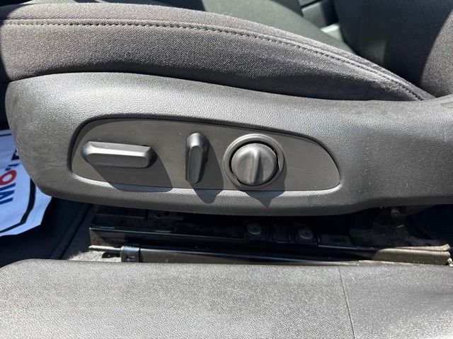 Used 2023 Gray Chevrolet LT image 14