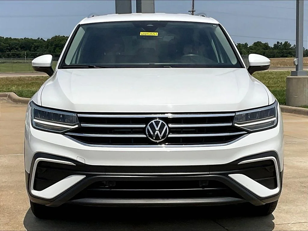 Used 2022 White Volkswagen 2.0T SE image 5