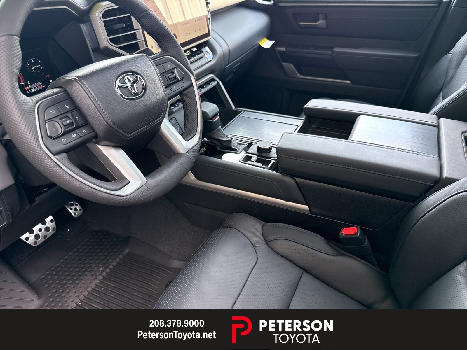 New 2026 Wind Chill Pearl Toyota Platinum image 9