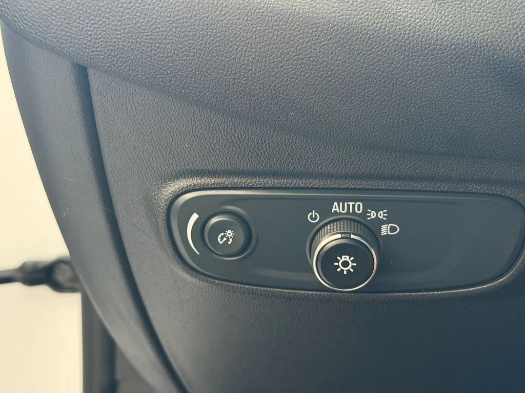 Used 2024 White Chevrolet LS image 25