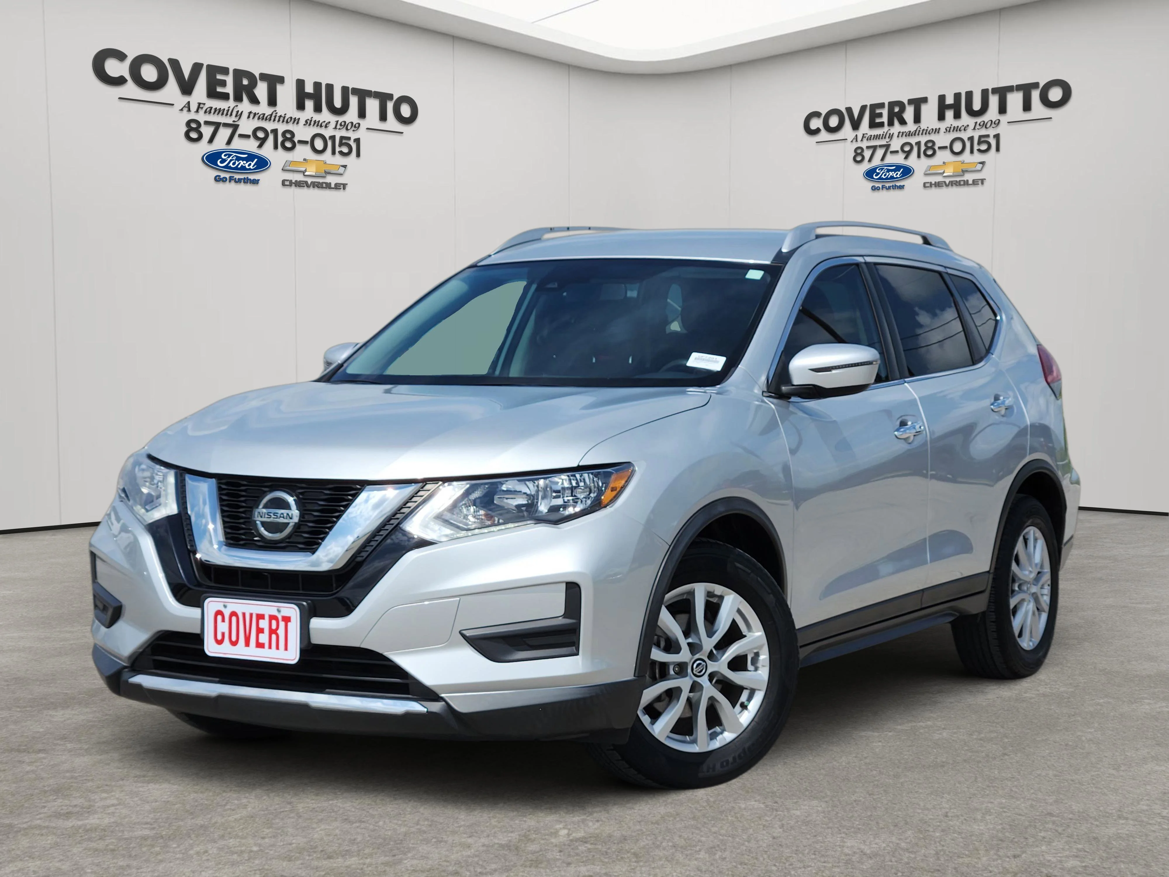 Used 2019 Brilliant Silver Metallic Nissan SV image 1
