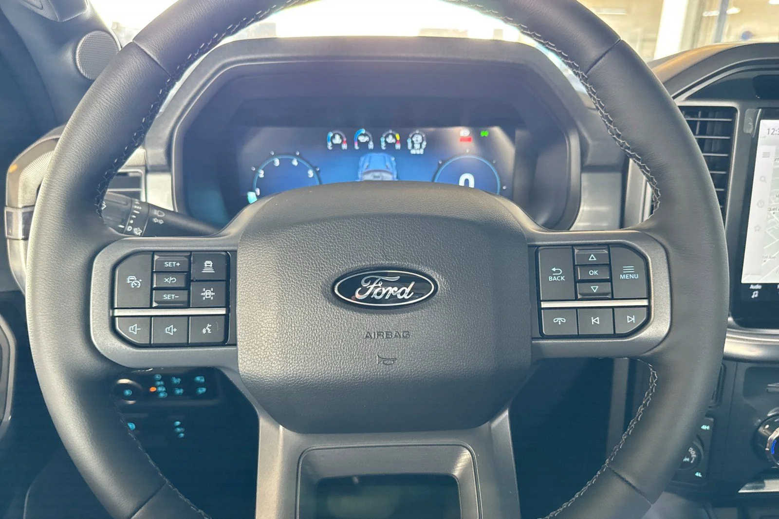 New 2026 Star White Metallic Tri-Coat Ford Lariat® image 27