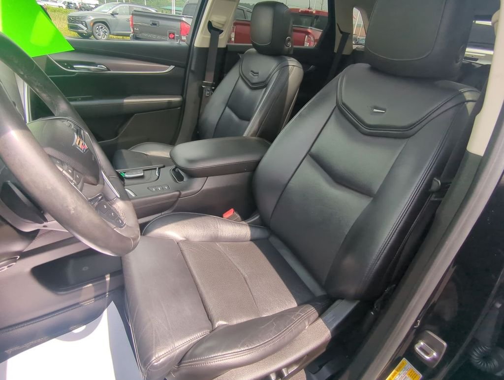 Used 2017 Black Cadillac Luxury image 11