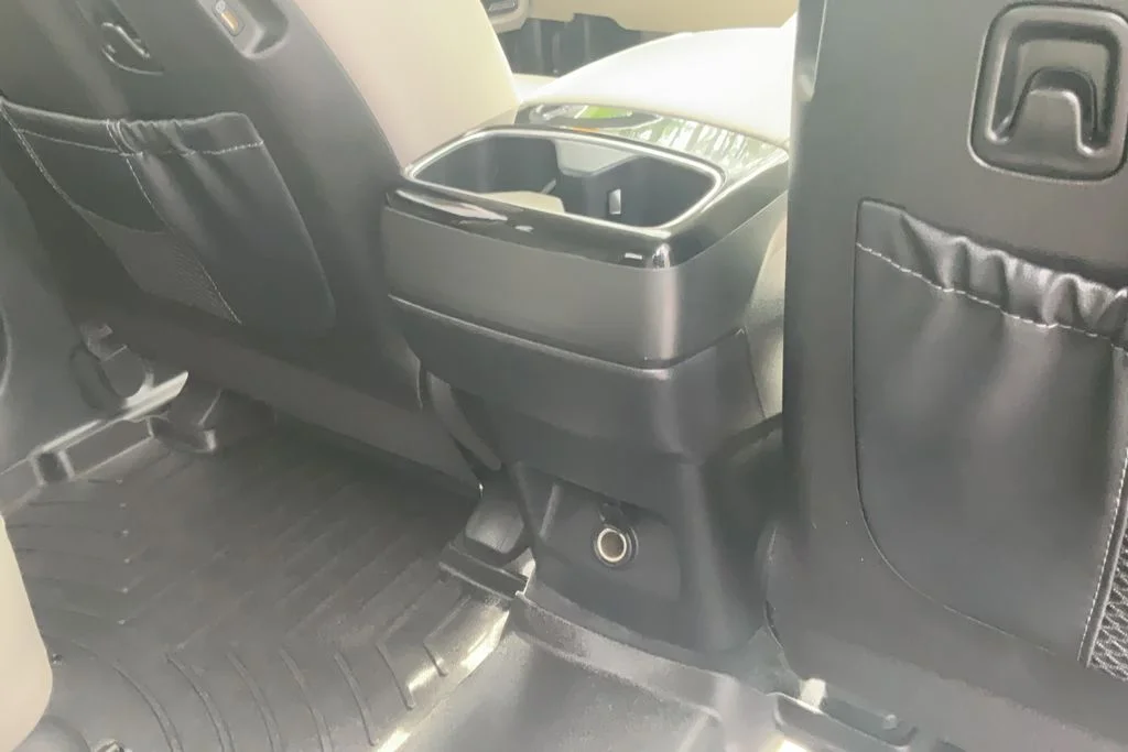 Used 2022 Black Kia EX image 22