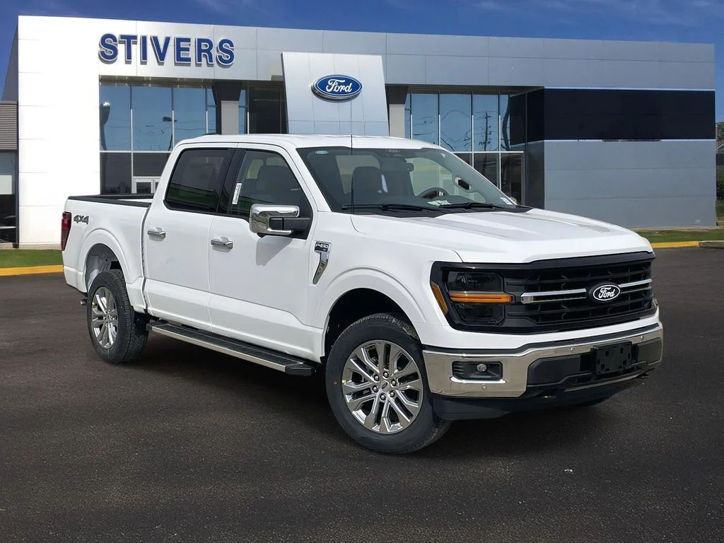 New 2026 White Ford XLT image 1