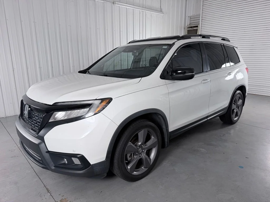 2020 Honda Passport 3.5 Touring Auto's photo