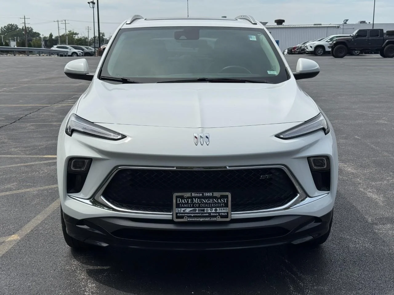 Used 2025 Summit White Buick Sport Touring image 12