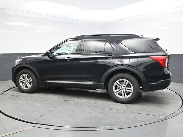 Used 2023 Black Ford XLT image 4