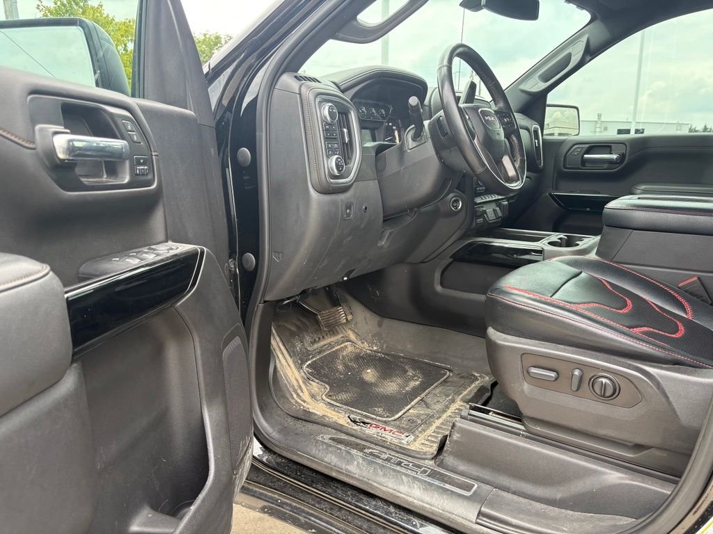 Used 2021 Onyx Black GMC AT4 image 11