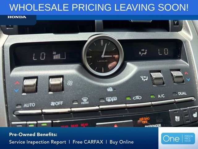 Used 2020 White Pearl Lexus 300h image 29