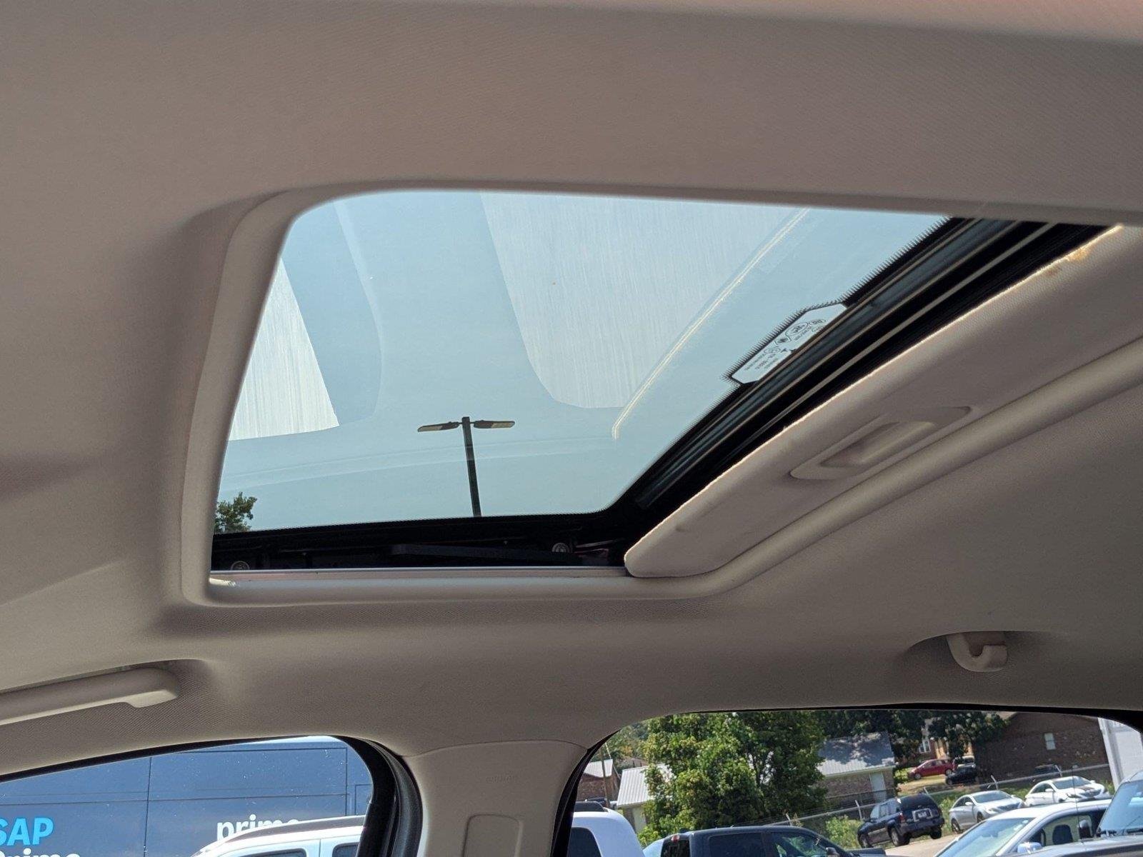Used 2018 Smoke Metallic Ford SE image 23