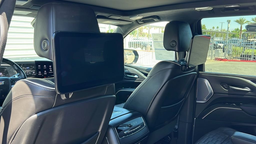 Used 2023 Black Cadillac V-Series image 9