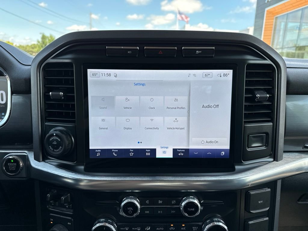 Used 2022 Black Ford Lariat image 35