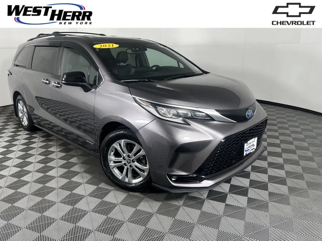 2021 Toyota Sienna XSE