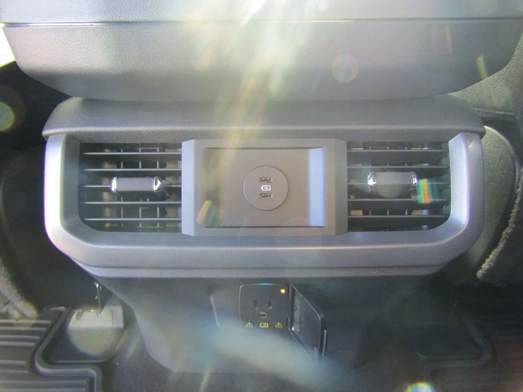 New 2026 Carbonized Gray Metallic Ford XLT image 42