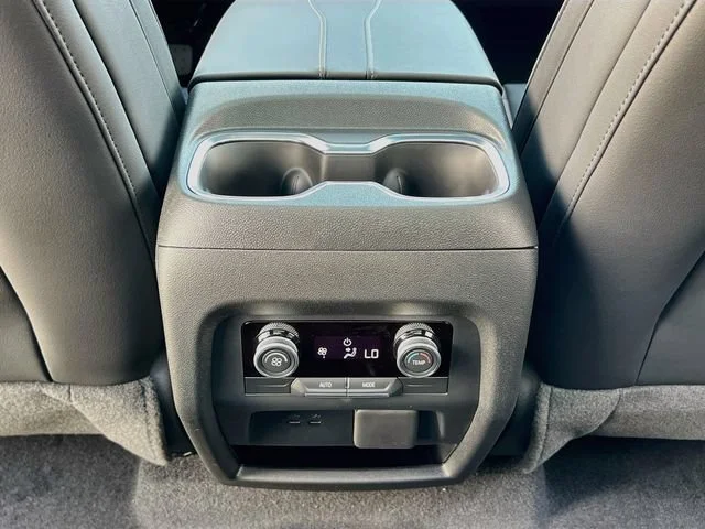 2027 Buick Enclave Sport Touring - Photo 18