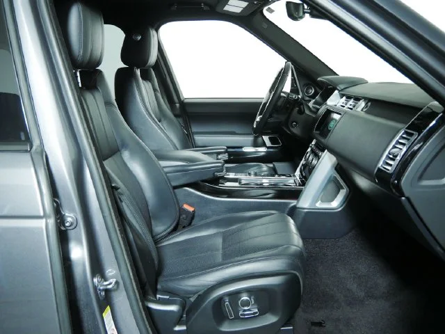 Used 2017  Land Rover 3.0L V6 Supercharged HSE image 12