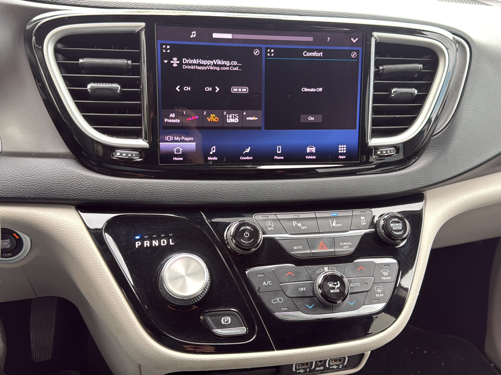 Used 2022 Gray Chrysler Touring L image 13