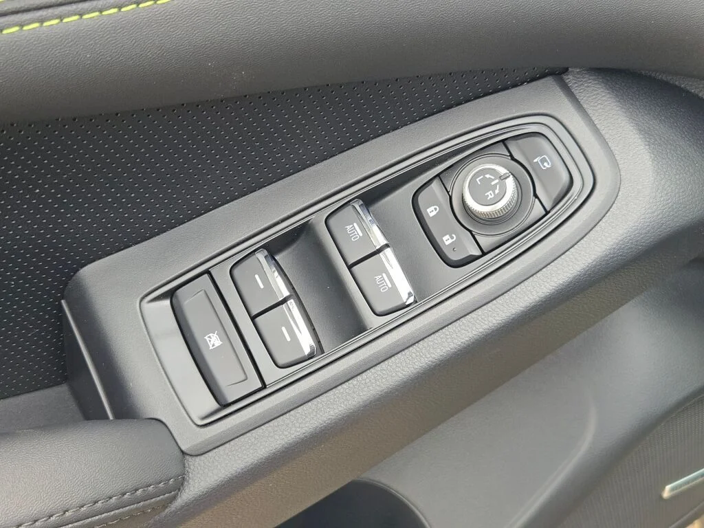 New 2026 AUTUMN GREEN METALLIC Subaru Onyx Edition Touring 7-Passenger image 21