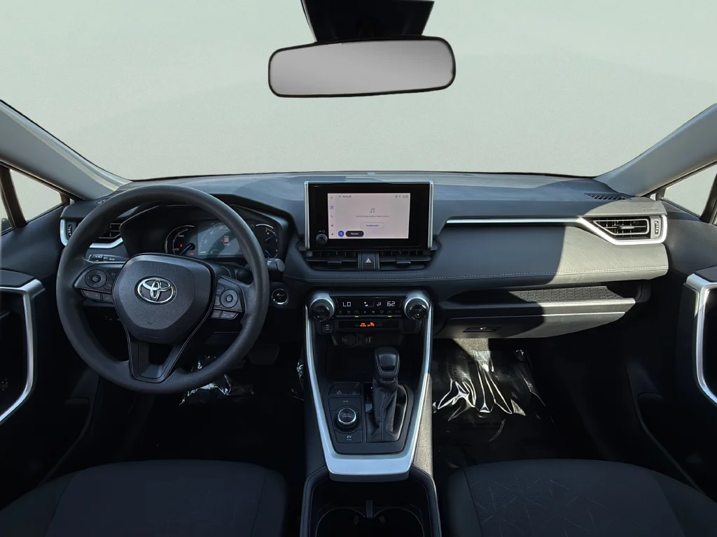 Used 2025 Silver Sky Metallic Toyota XLE image 24